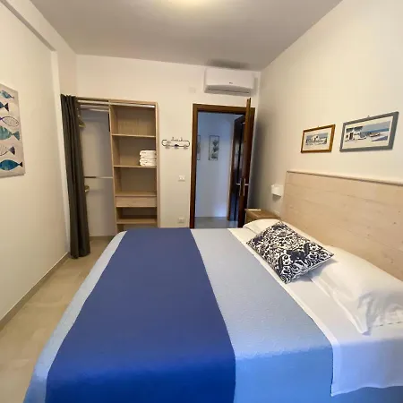 Shores * Sperlonga