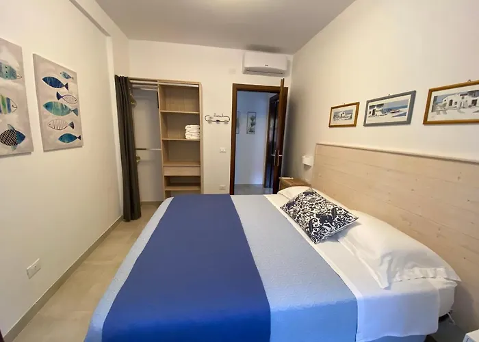 Shores * Sperlonga